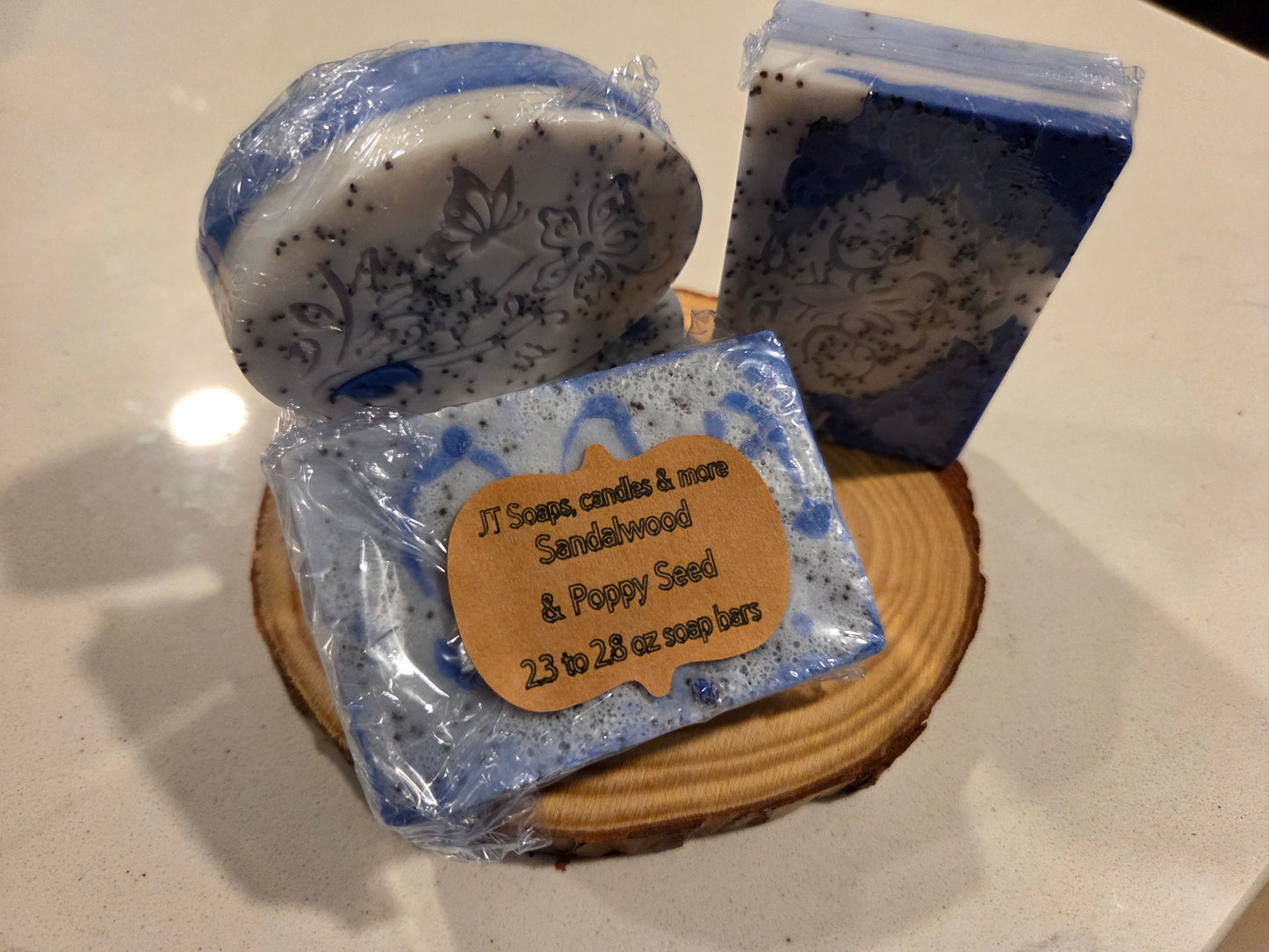 Sandalwood & Poppy Seed Soap Bar