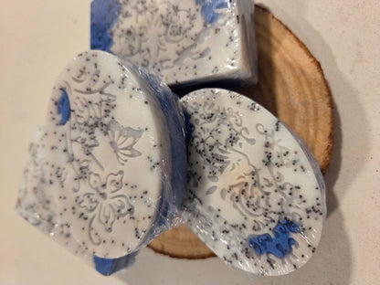 Sandalwood & Poppy Seed Soap Bar